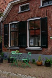 Nieuwe kozijnen als onderdeel van een energierenovatie: wat de overgang technisch vraagt
